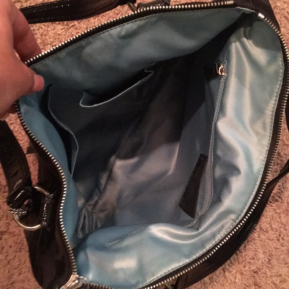 Coach canvas and pleather shoulder bag. - Picture 3 of 4